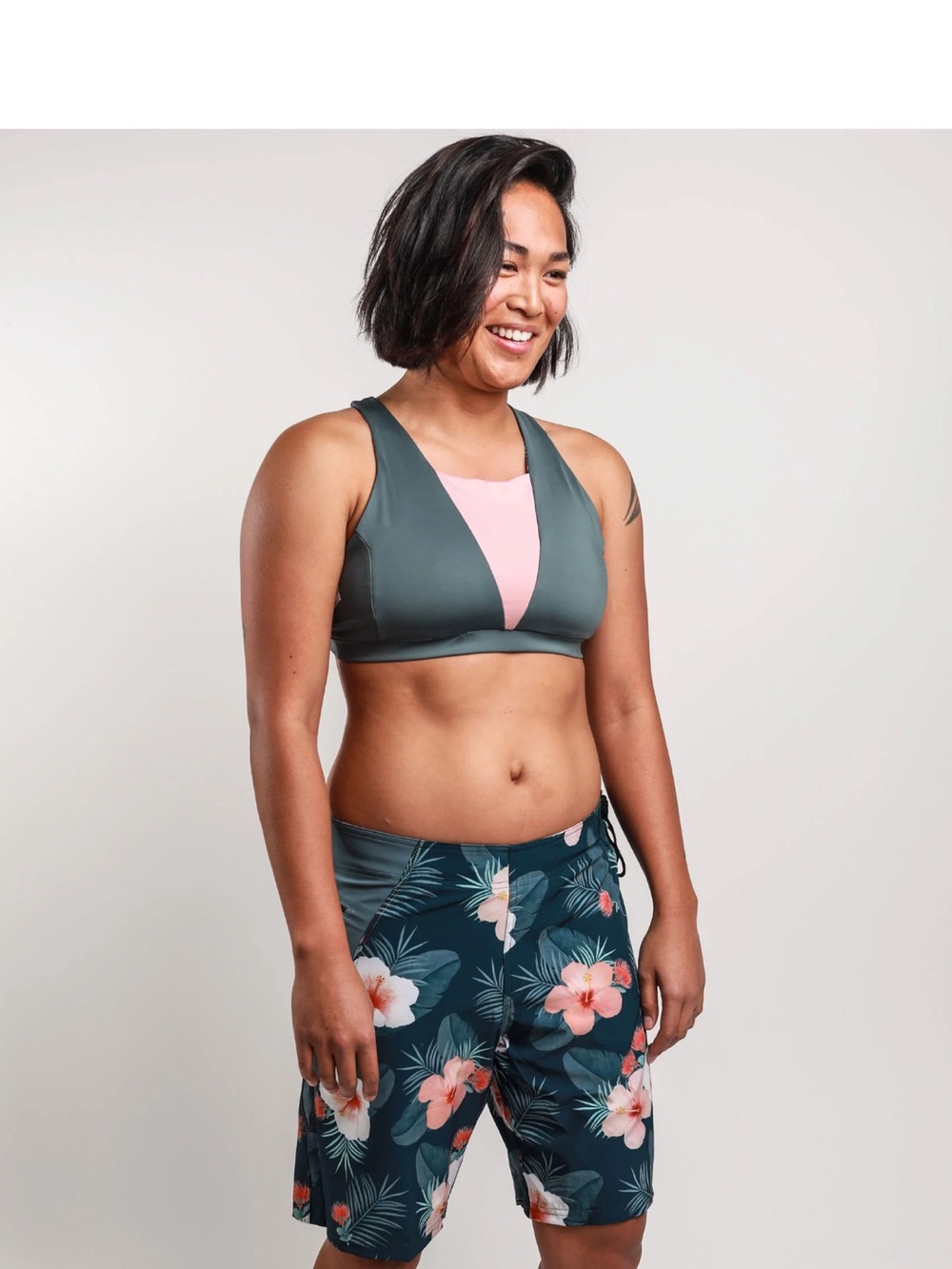 Punalu'u Recycled Board Shorts - 'Ohi'a Hibiscus Size 28/29 Unisex